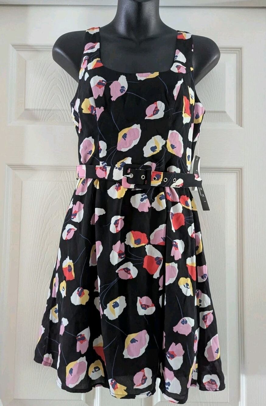 Trixxi Juniors Black Floral Belted Mini Dress Sz M NWT